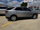 Used 2023 Chevrolet Equinox LT w/ Driver Convenience Package image 4