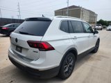 Used 2022 Volkswagen Tiguan SE image 4