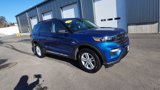 Used 2022 Ford Explorer XLT w/ Equipment Group 202A image 2