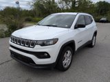 Used 2022 Jeep Compass Latitude image 3