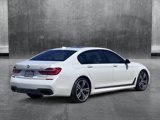 Used 2017 BMW 750i image 5