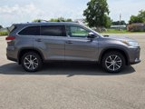Used 2019 Toyota Highlander XLE image 4