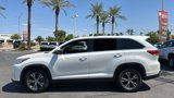 Used 2019 Toyota Highlander LE image 4