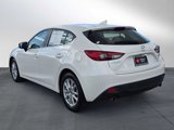 Used 2016 MAZDA MAZDA3 i Grand Touring image 3
