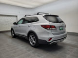 Used 2017 Hyundai Santa Fe SE image 5