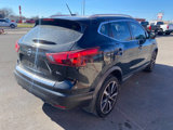 Used 2018 Nissan Rogue Sport SL w/ SL Premium Package image 3