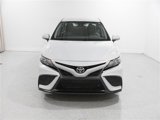 Used 2023 Toyota Camry SE image 2