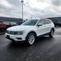 Used 2018 Volkswagen Tiguan SE image 2