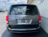 Used 2015 Dodge Grand Caravan SE image 4