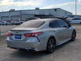 Used 2018 Toyota Camry SE w/ Convenience Package image 3