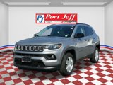 Used 2022 Jeep Compass Latitude image 2
