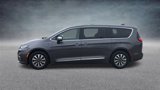 Used 2022 Chrysler Pacifica Limited image 2
