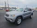 Used 2015 Jeep Grand Cherokee Laredo w/ Quick Order Package 23E image 3
