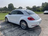 Used 2014 Volkswagen Beetle TDI image 3