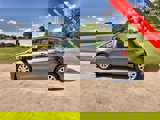Used 2016 Toyota Yaris L image 4