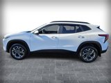 Used 2025 Chevrolet Trax LT w/ Driver Confidence Package image 4