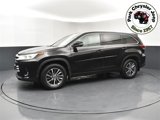 Used 2017 Toyota Highlander XLE image 3