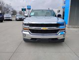 Used 2017 Chevrolet Silverado 1500 LT w/ LT Convenience Package image 2