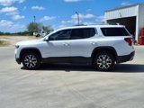 Used 2023 GMC Acadia SLE w/ Driver Convenience Package image 4