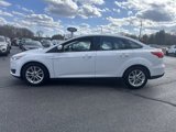Used 2018 Ford Focus SE w/ Cold Weather Package image 4