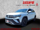 Used 2022 Volkswagen Taos SE image 4