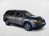 Used 2013 Nissan Pathfinder SV image 3