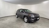 Used 2022 Jeep Compass Latitude image 2
