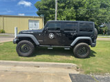 Used 2017 Jeep Wrangler Unlimited Rubicon w/ Cold Weather Group image 3