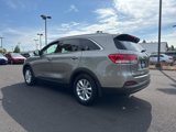 Used 2018 Kia Sorento LX image 5