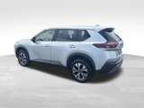 Used 2023 Nissan Rogue SV image 4
