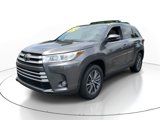Used 2019 Toyota Highlander XLE image 2