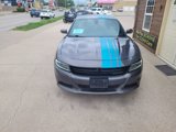 Used 2017 Dodge Charger SXT image 3