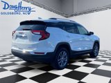 Used 2024 GMC Terrain SLT image 5