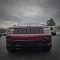 Used 2018 Jeep Grand Cherokee Altitude image 5