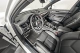 Certified 2024 Porsche Macan image 3