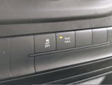 Used 2016 RAM 1500 Classic SLT image 4