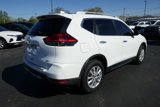 Used 2017 Nissan Rogue SV image 5