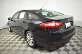 Used 2015 Ford Fusion SE image 3