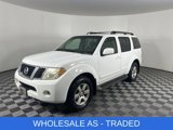 Used 2008 Nissan Pathfinder SE image 2
