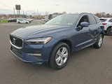 Certified 2022 Volvo XC60 B5 Momentum image 3
