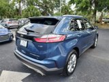 Certified 2019 Ford Edge Titanium image 3