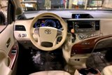 Used 2013 Toyota Sienna XLE image 5