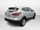 Used 2022 Nissan Rogue Sport S image 3