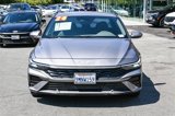 Certified 2024 Hyundai Elantra SE image 2