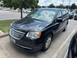 Used 2015 Chrysler Town & Country Touring image 2