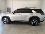 Used 2023 Nissan Pathfinder Platinum image 2