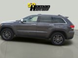 Used 2017 Jeep Grand Cherokee Limited image 2