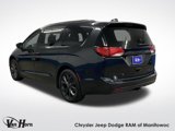 Used 2018 Chrysler Pacifica Limited image 3