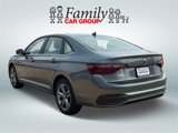 Used 2024 Volkswagen Jetta SE w/ Panoramic Sunroof Package image 4