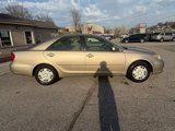 Used 2002 Toyota Camry LE image 2